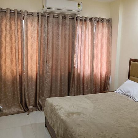 Divine Residency Hotel Navi Mumbai Exterior foto
