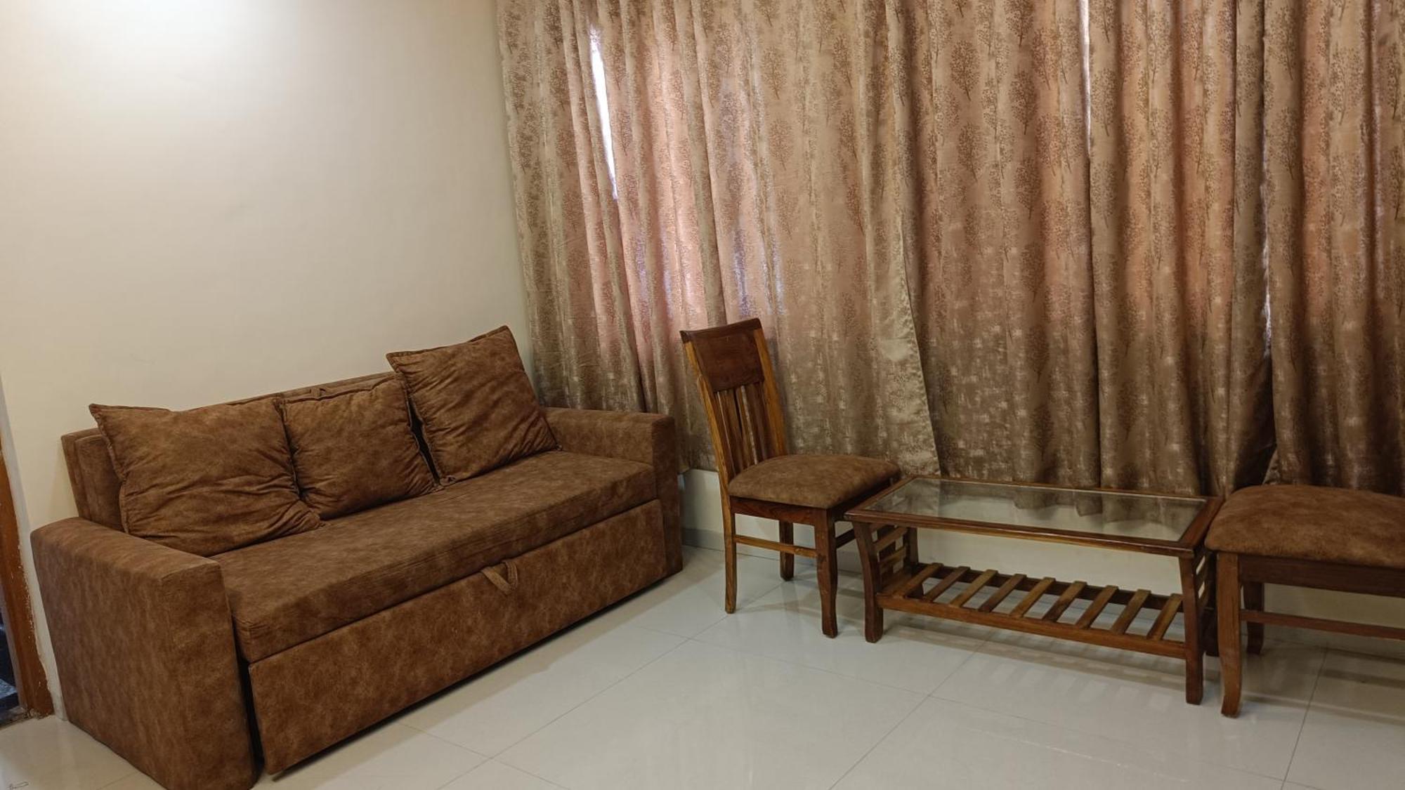 Divine Residency Hotel Navi Mumbai Exterior foto